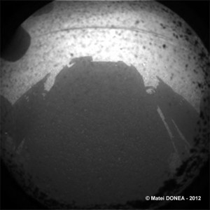 First image of Curiosity on Mars