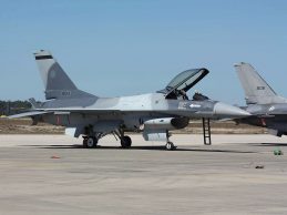 Cocar romeno, F-16