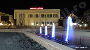 Otelu Rosu 2017, noaptea in noul centru civic