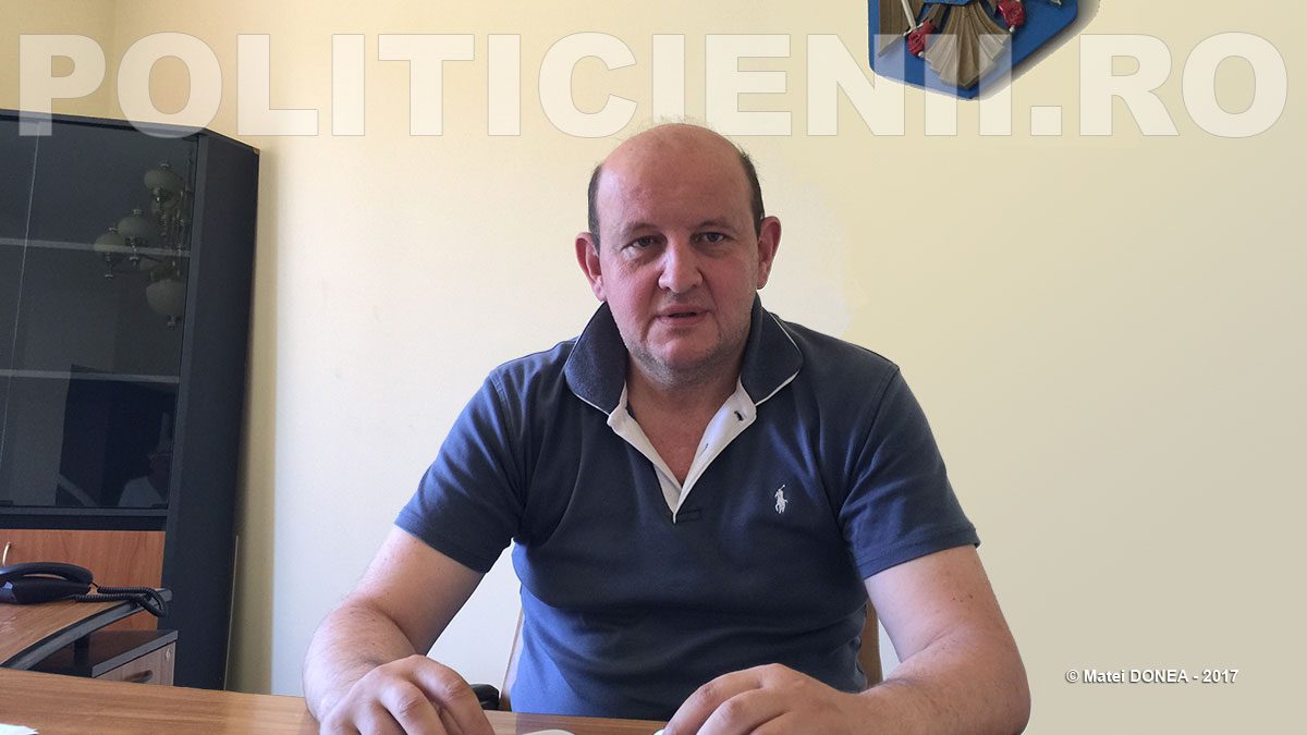 Primarul Luca Malaiescu, la servici