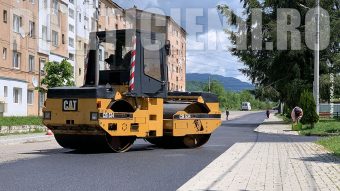 Asfaltare str Rozelor