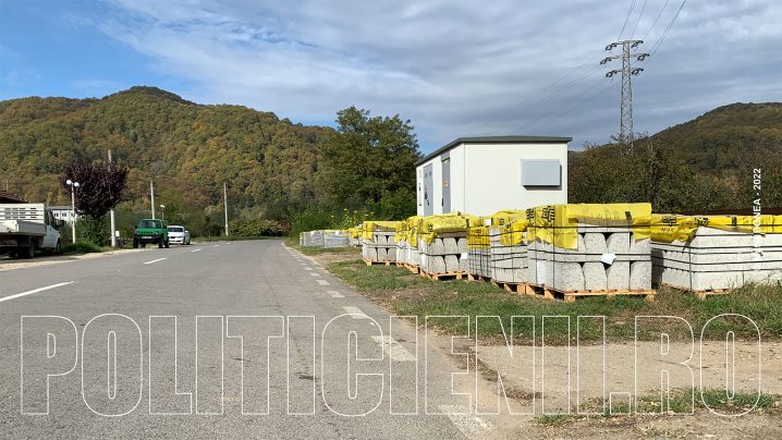 Modernizare trotuare pe Strada 16 Februarie Modernizare trotuare pe Strada 16 Februarie