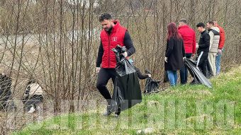 Tinerii Social Democrati, ecologizare in parcul Gura Jgheabului din Otelu Rosu