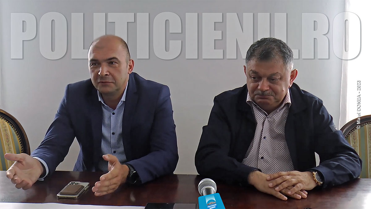 Primarul Felix Borcean si directorul Adrian Dumbrava