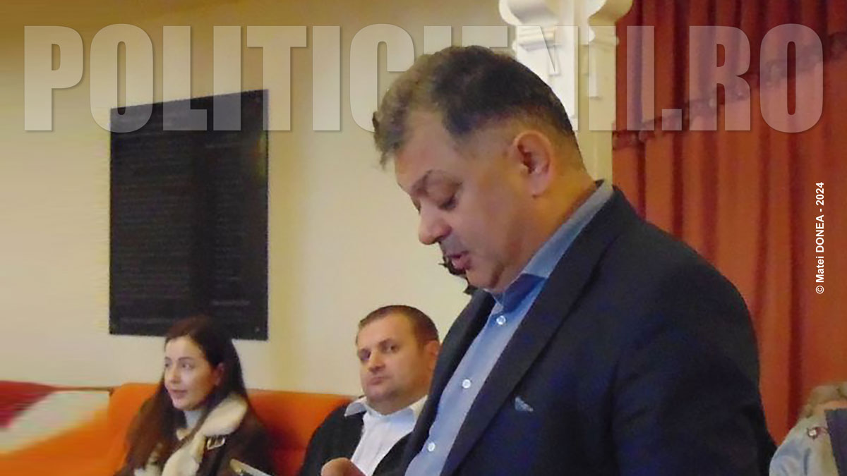 Directorul Adrian Dumbrava pleaca din spital