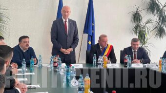 Prefectul judetului la investirea Consiliului Local Otelu Rosu