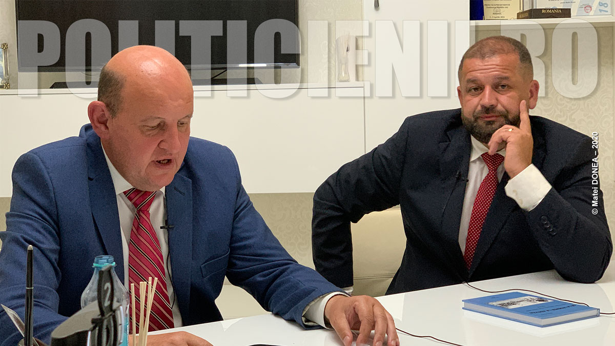 Luca Malaiescu si Grigore Goja, fostul si actualul primar din Otelu Rosu