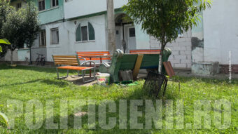 Blocul 100: Trei banci cucuiete