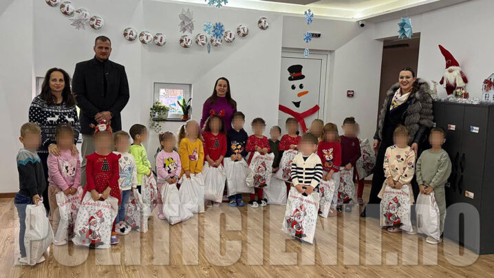 Nimeni dintre initiatori n-a fost chemat, moment publicitar pentru Maria Florea si Raul Oprisor Nimeni dintre initiatori n-a fost chemat, moment publicitar pentru Maria Florea si Raul Oprisor