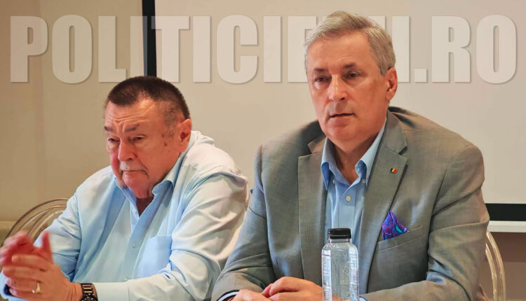 Deputatul PNL Ion Marcel Vela si seniorul liberal Victor Paul Dobre